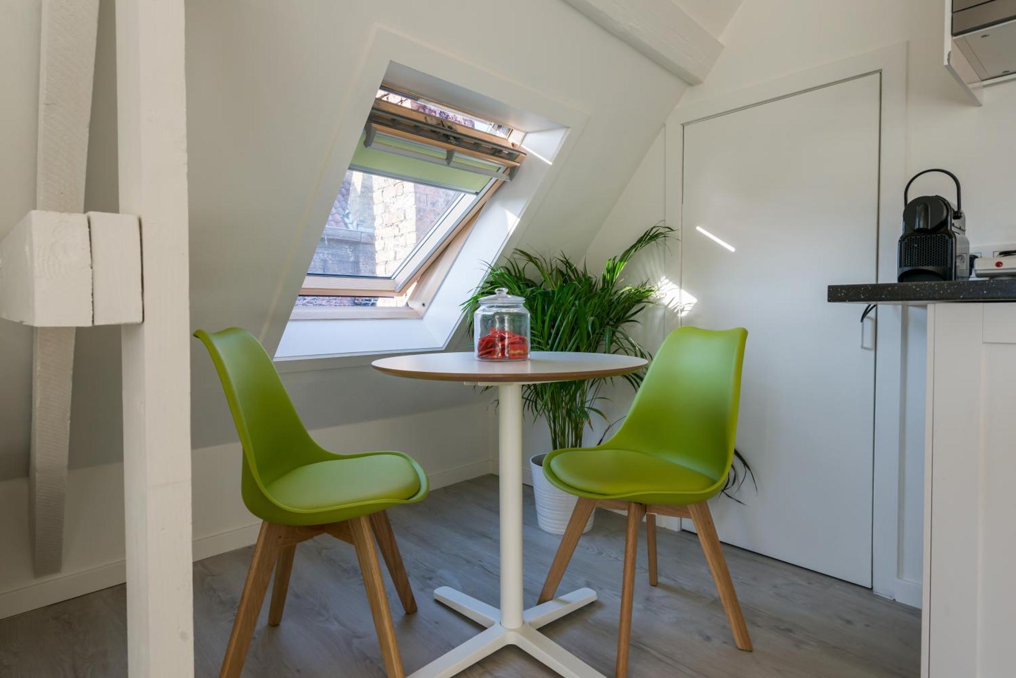 Well Thirteen By Romy&Travis Bruges Extérieur photo